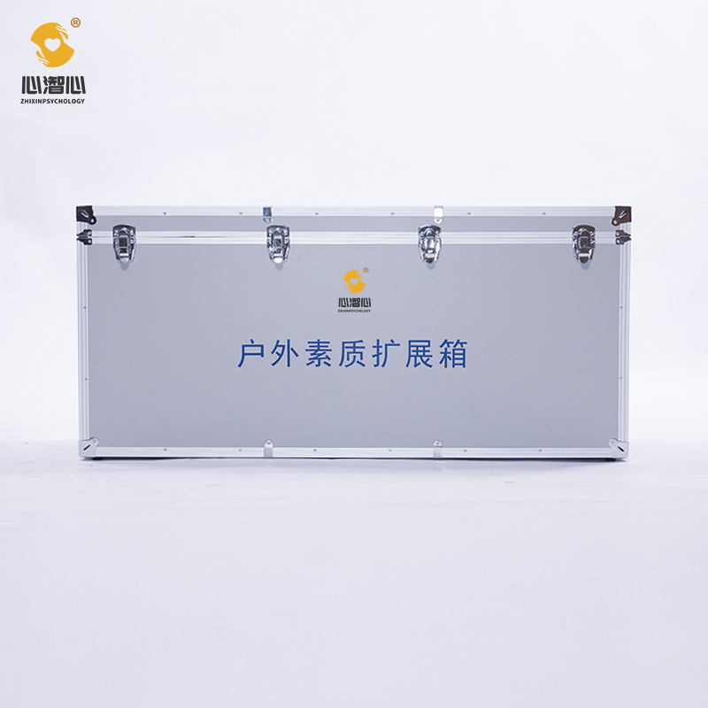 户外素质扩展箱：解锁你的探险新境界